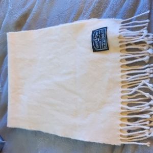 Scots regal pure new wool scarf. Cream color